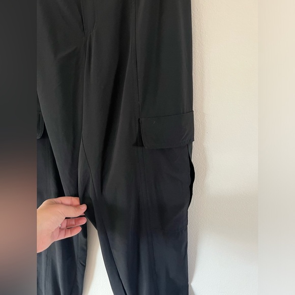 Athleta Chelsea Utility Jogger Black Pull-On Elastic Waistband Pants Size 8 - Picture 5 of 11